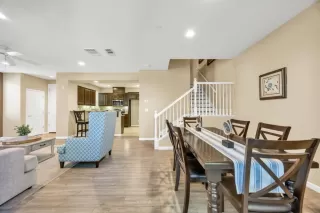 Photo #6: 224103833 Listing 