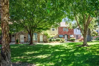 Photo #2: 224104328 Listing 