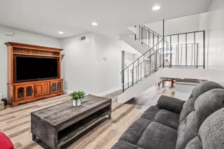 Photo #6: 224104328 Listing 