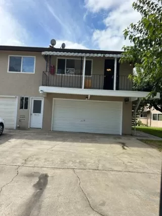 Browse active condo listings in FOLSOM ESTATES 1
