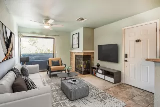 Photo #1: 224105951 Listing 