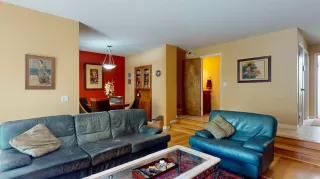 Photo #1: 224107647 Listing