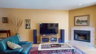 Photo #3: 224107647 Listing