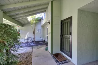 Photo #4: 224107685 Listing