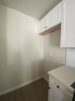 Photo #5: 224108086 Listing