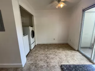 Photo #1: 224108317 Listing