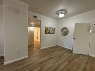 Photo #4: 224109183 Listing 