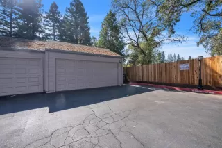 Photo #3: 224110752 Listing