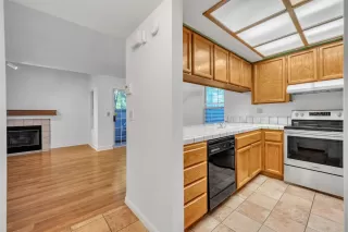 Photo #6: 224110752 Listing