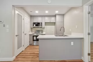 Photo #6: 224110932 Listing