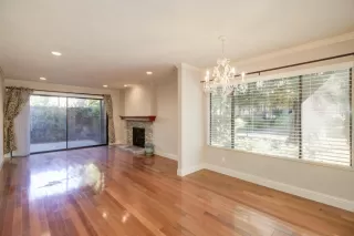 Photo #5: 224111814 Listing