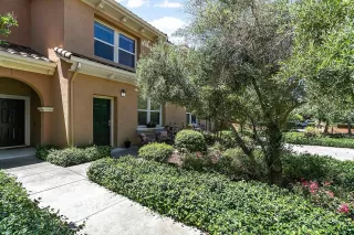 Photo #5: 224112300 Listing