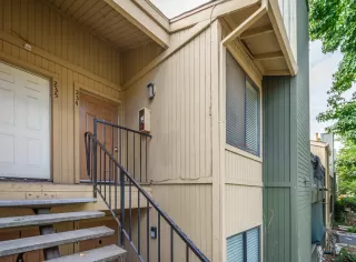 Photo #3: 224112545 Listing