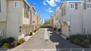 Photo #4: 224113025 Listing