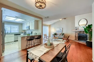 Photo #3: 224113064 Listing 