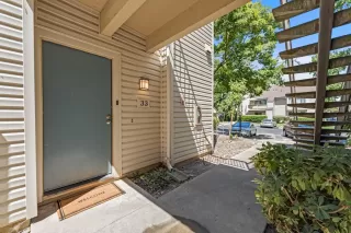 Photo #4: 224113130 Listing