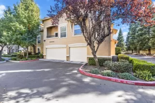 Photo #3: 224113749 Listing 