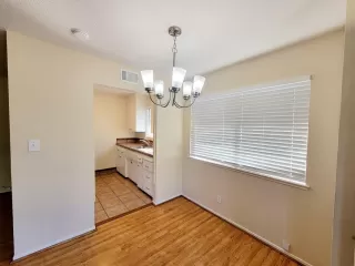 Photo #2: 224114925 Listing