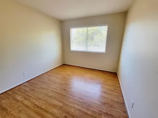 Photo #5: 224114925 Listing