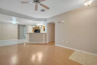 Photo #2: 224115093 Listing 