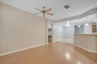 Photo #5: 224115093 Listing 