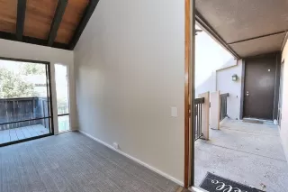 Photo #1: 224116519 Listing