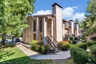 Photo #1: 224117599 Listing