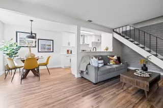 Photo #4: 224119193 Listing