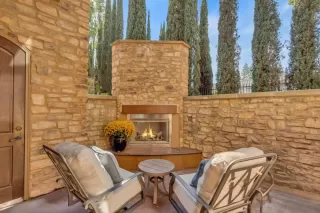 Photo #3: 224119524 Listing