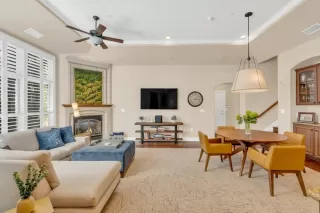 Photo #4: 224119524 Listing