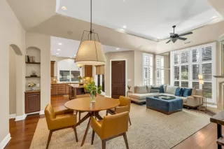 Photo #6: 224119524 Listing