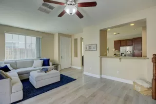 Photo #4: 224120768 Listing