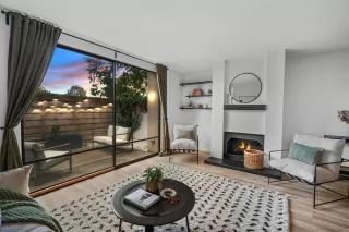 Photo #1: 224122538 Listing