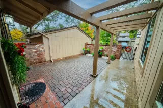 Photo #2: 224122745 Listing