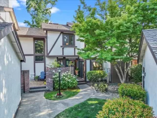 Photo #1: 224123073 Listing 