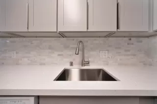 Photo #5: 224123965 Listing