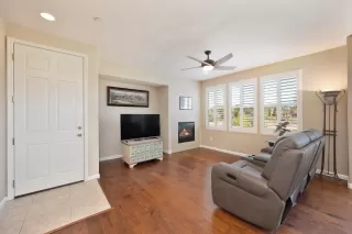 Photo #4: 224124194 Listing 