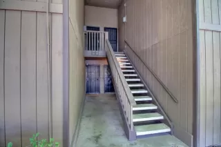 Photo #6: 224124203 Listing