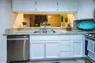 Photo #3: 224124986 Listing