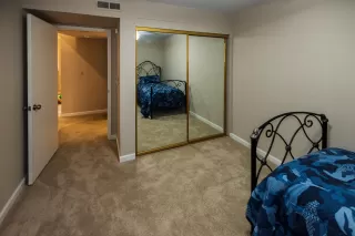 Photo #6: 224124986 Listing