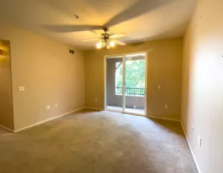 Photo #4: 224125225 Listing