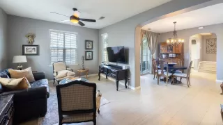 Photo #4: 224125416 Listing