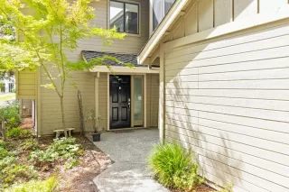 Photo #2: 224125857 Listing