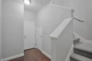 Photo #3: 224127752 Listing 