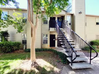 Photo #1: 224127931 Listing 