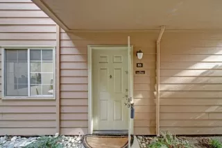 Photo #2: 224128433 Listing