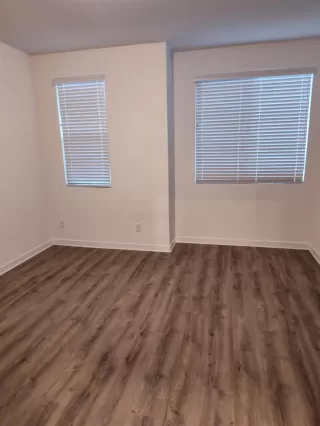 Photo #2: 224128939 Listing