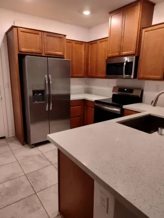 Photo #4: 224128939 Listing