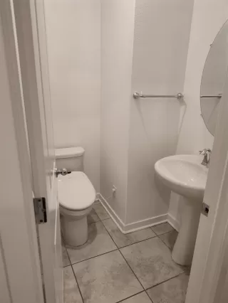 Photo #6: 224128939 Listing