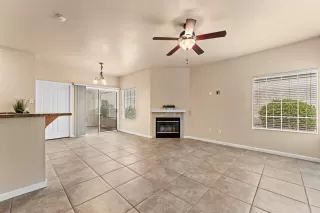 Photo #3: 224130049 Listing 